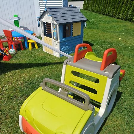Rodzinka B&M Villa Niechorze Eksteriør billede