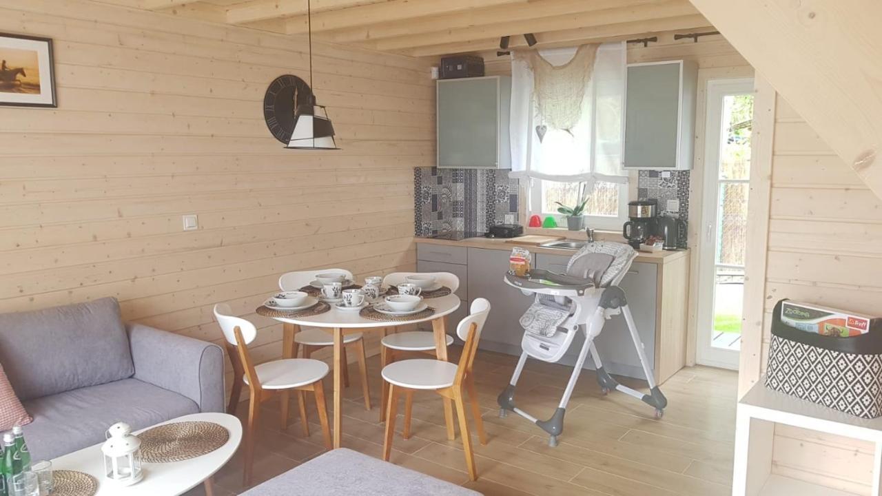 Rodzinka B&M Villa Niechorze Eksteriør billede