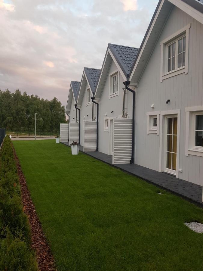 Rodzinka B&M Villa Niechorze Eksteriør billede